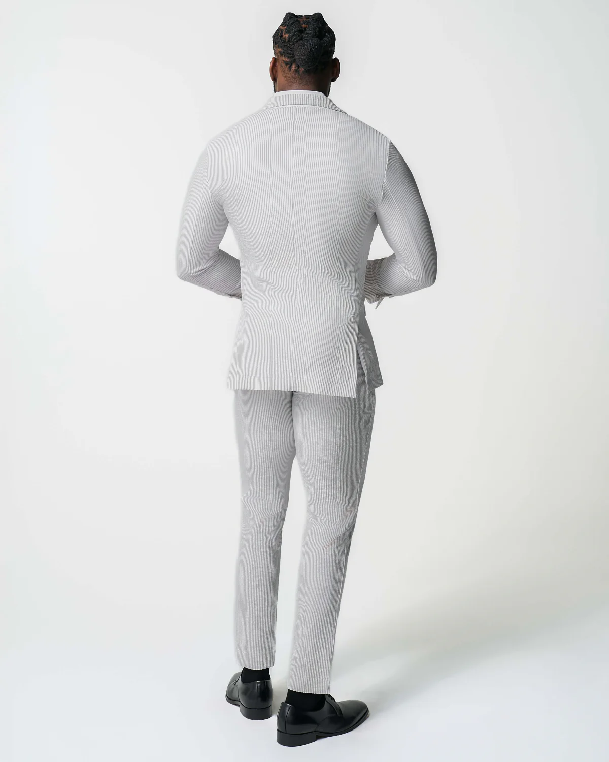 Athletic Fit Stretch Suit - Grey Seersucker - Image 4