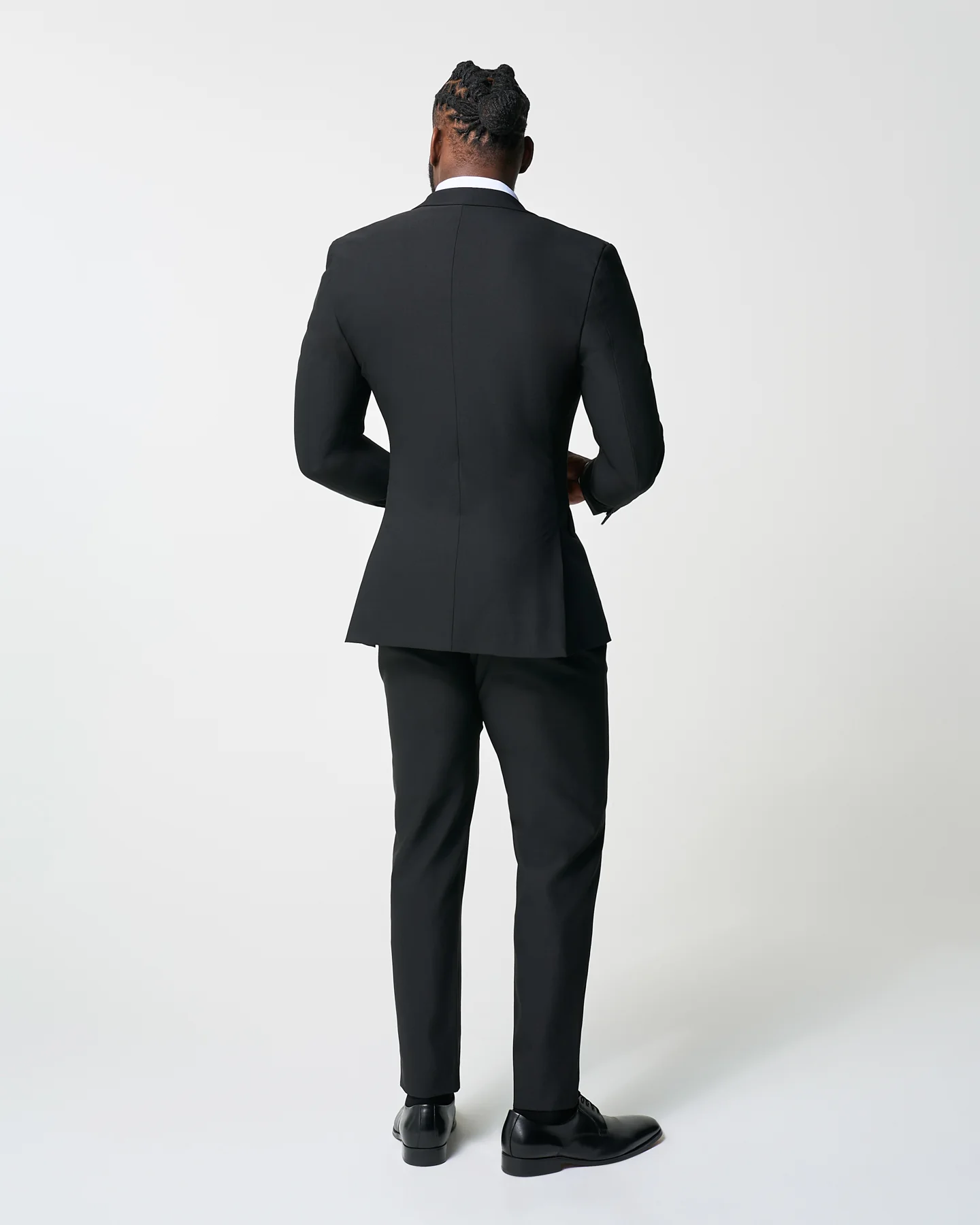 Athletic Fit Stretch Suit - Heathered Black - Image 4